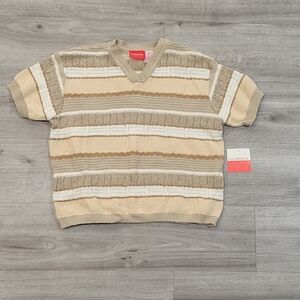 Womans liz claiborne sweater.